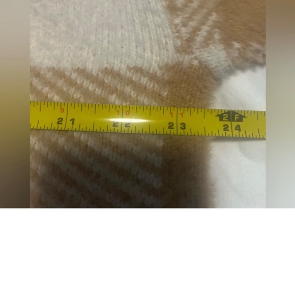 TORRID Women’s Eyelash Jaquard  Plaid Button- Up Jackett Tan/ Cream Size  1 - Picture 13 of 15